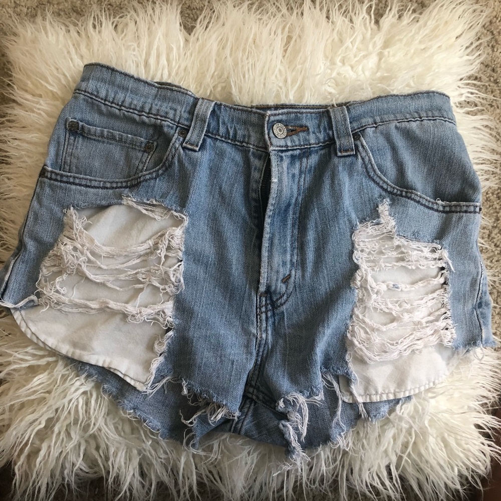 FURST OF A KIND: LEVI SHORTS